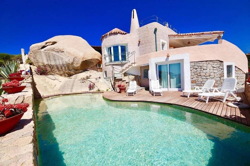 Villa Aphrodite - Luxusvilla am Meer mit eigenem Pool 1
