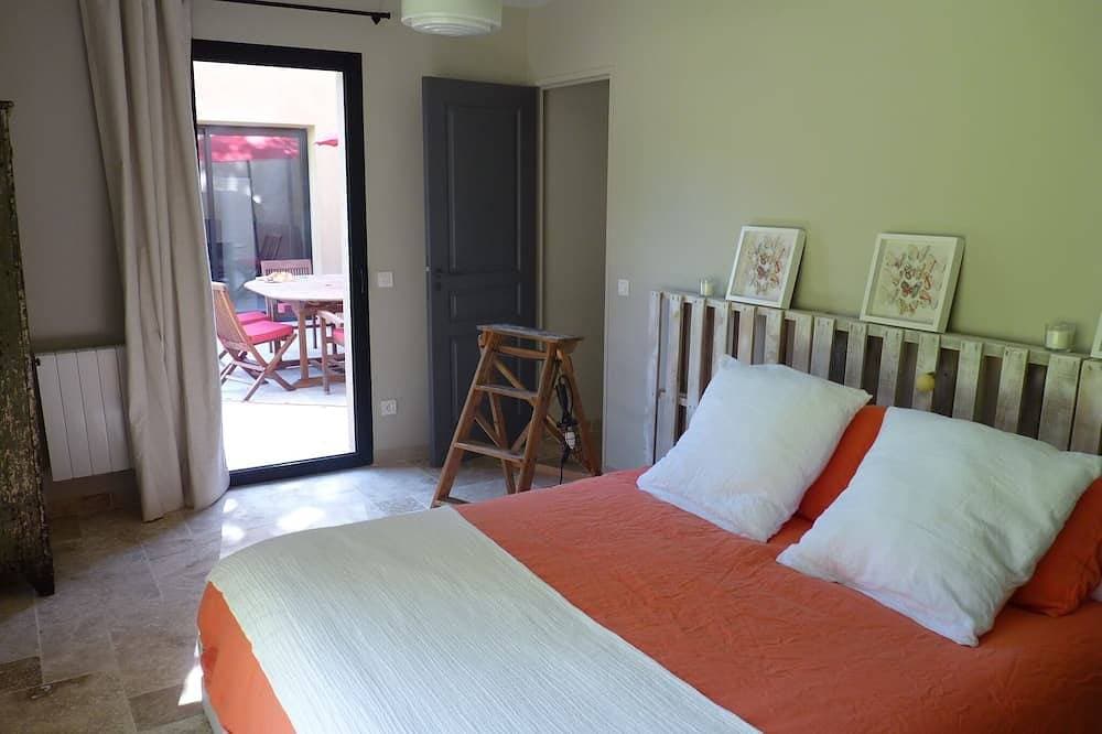 Foto 4 von 24: Bastidon 18. mit exklusiven Pool wieder in 7 ha großen Parks.