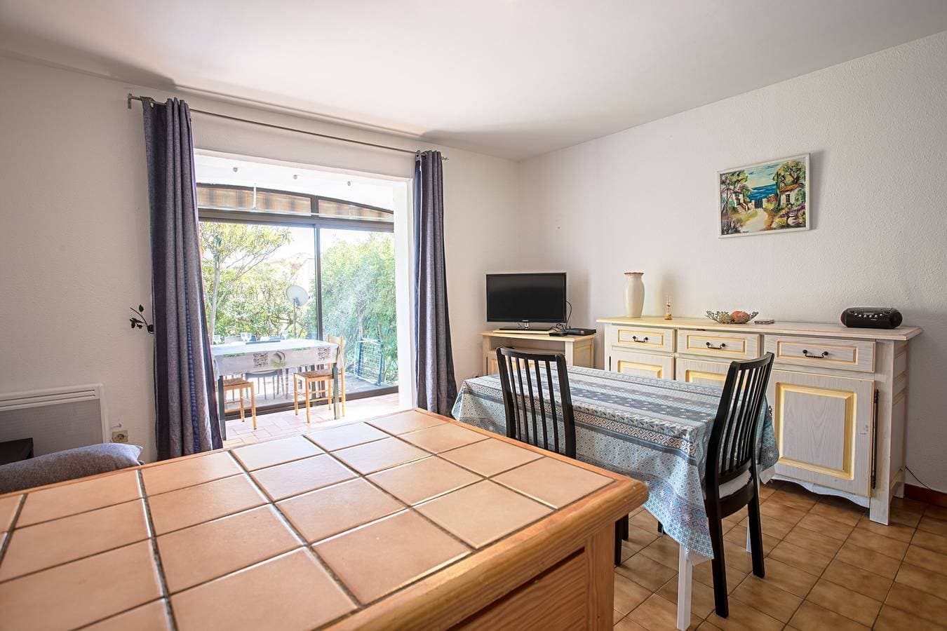 Foto 7 von 20: Apartment „Les Tulipes“ mit privater Terrasse, eigenem Garten und WLAN