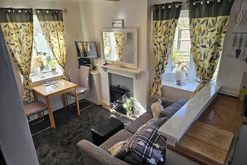 ✨ Cosy Corner Cottage – A Cosy Hideaway in the Peak District 🏡 1
