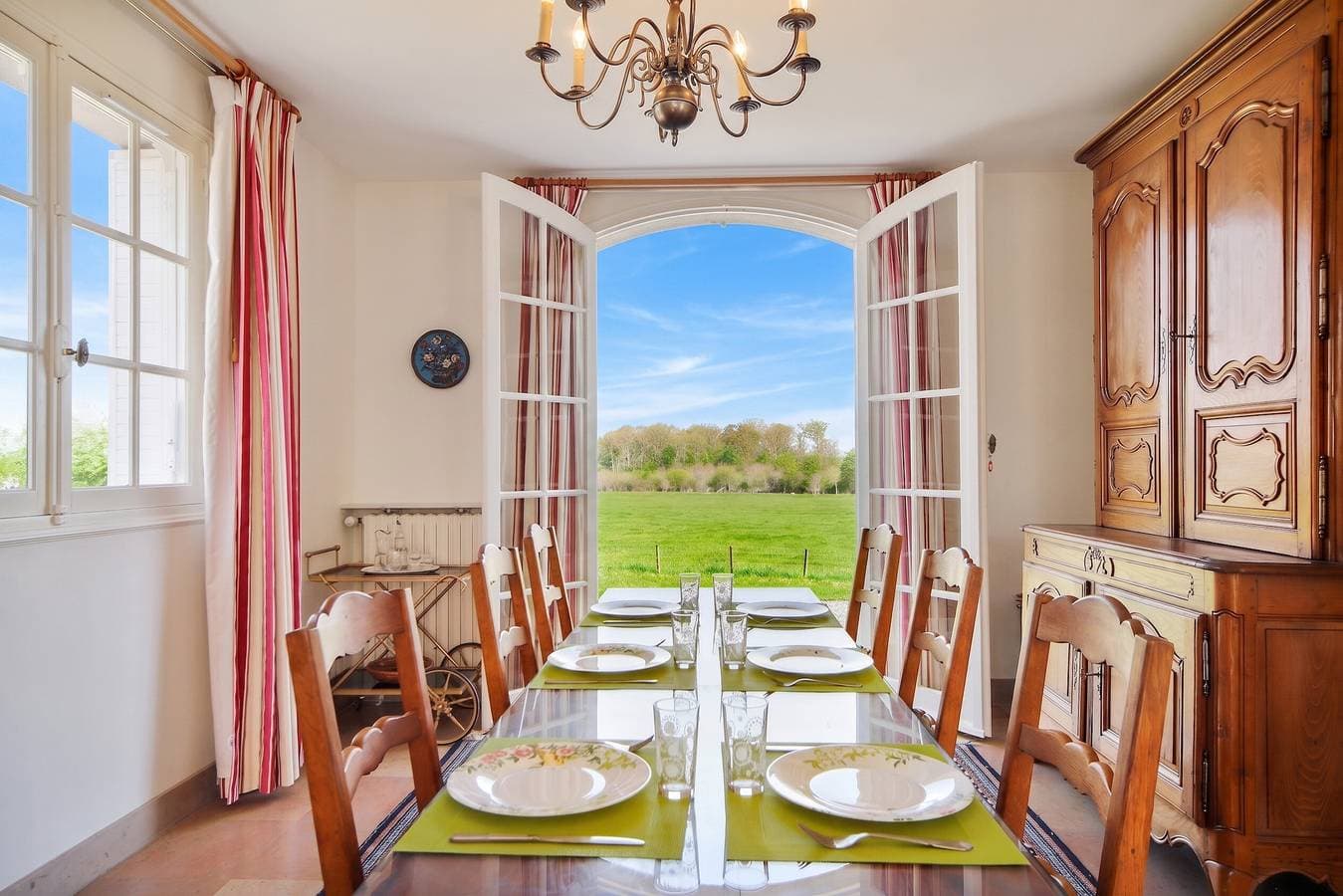 Foto 5 von 26: Gemütliche Wohnung in Mont-près-Chambord - 100 m² - Terrasse