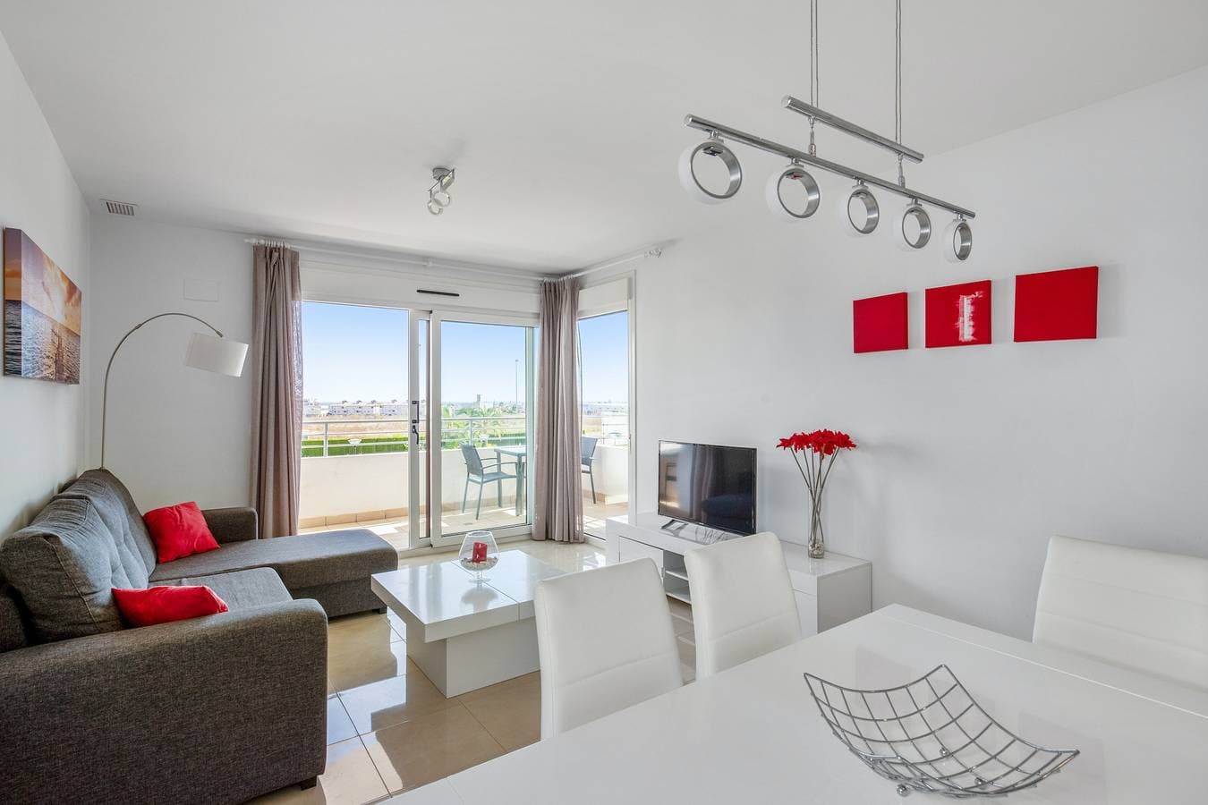 Geräumige Wohnung in Orihuela mit Meerblick 1