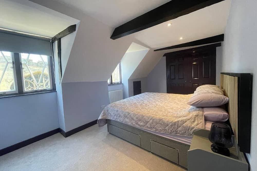 Foto 4 von 24: Two Bedroom apartment with stunning Cathedral Views