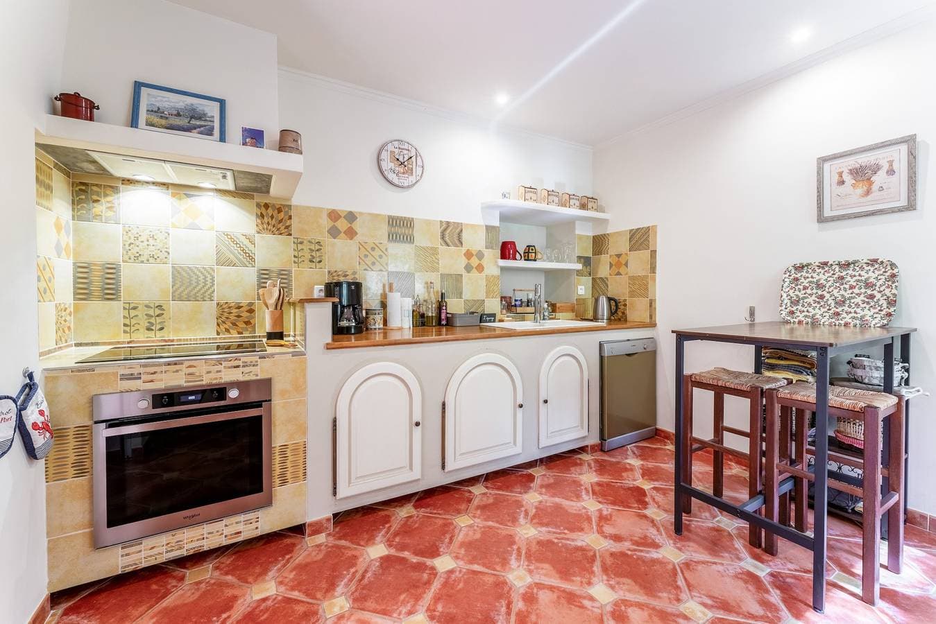 Foto 5 von 24: Apartment „Gîte Ventoux Blanc“ mit Bergblick, Pool und WLAN