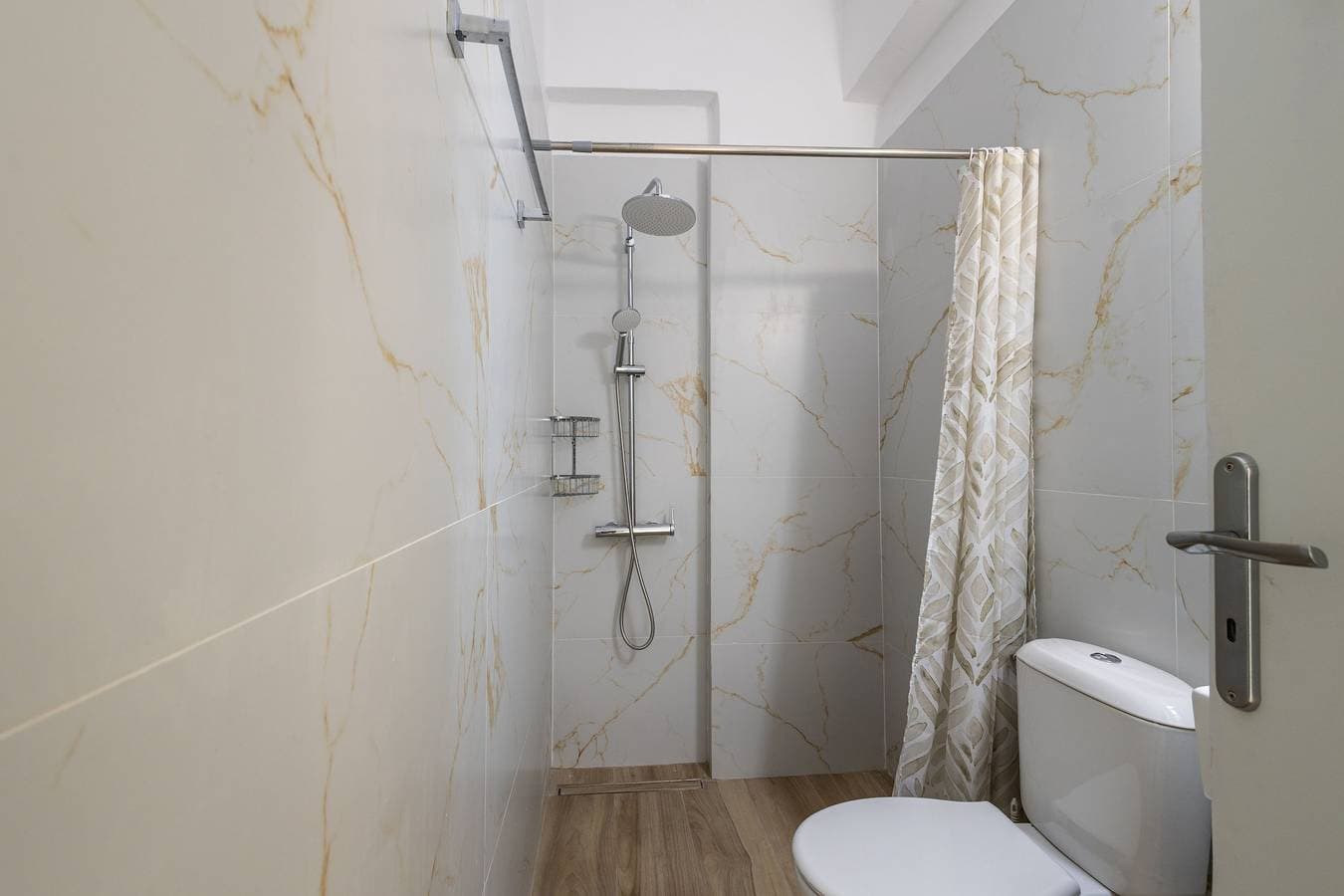 Foto 11 von 16: Ferienwohnung für 3 Personen mit Balkon