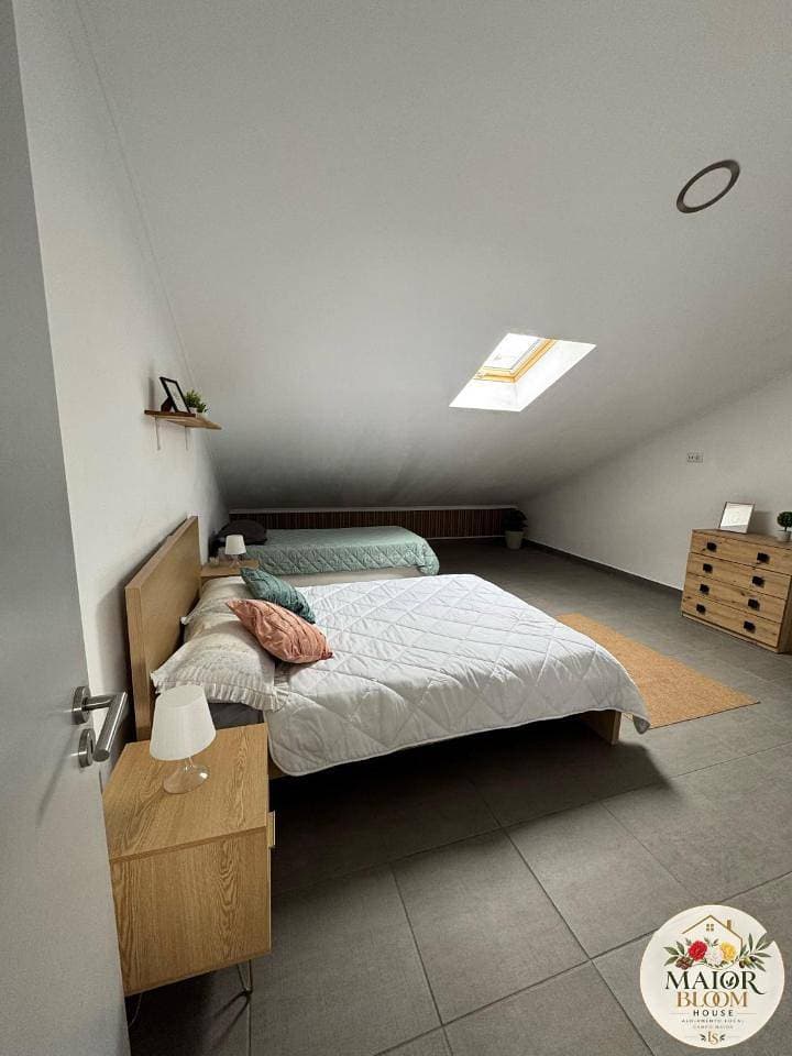 Foto 7 von 19: Two-Bedroom Apartment