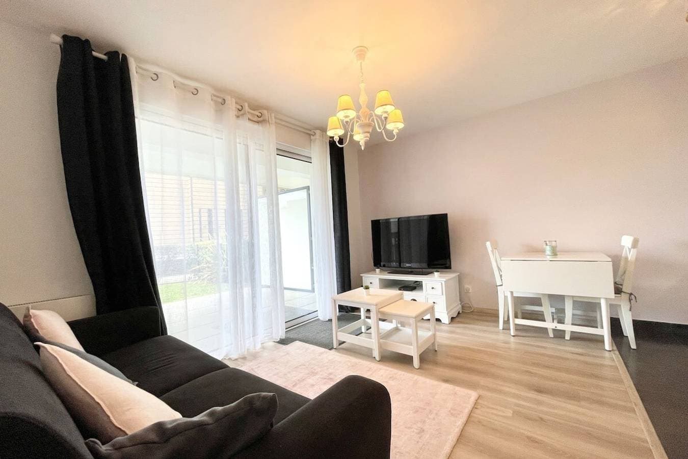 Foto 6 von 24: Ferienwohnung für 4 Personen mit Balkon