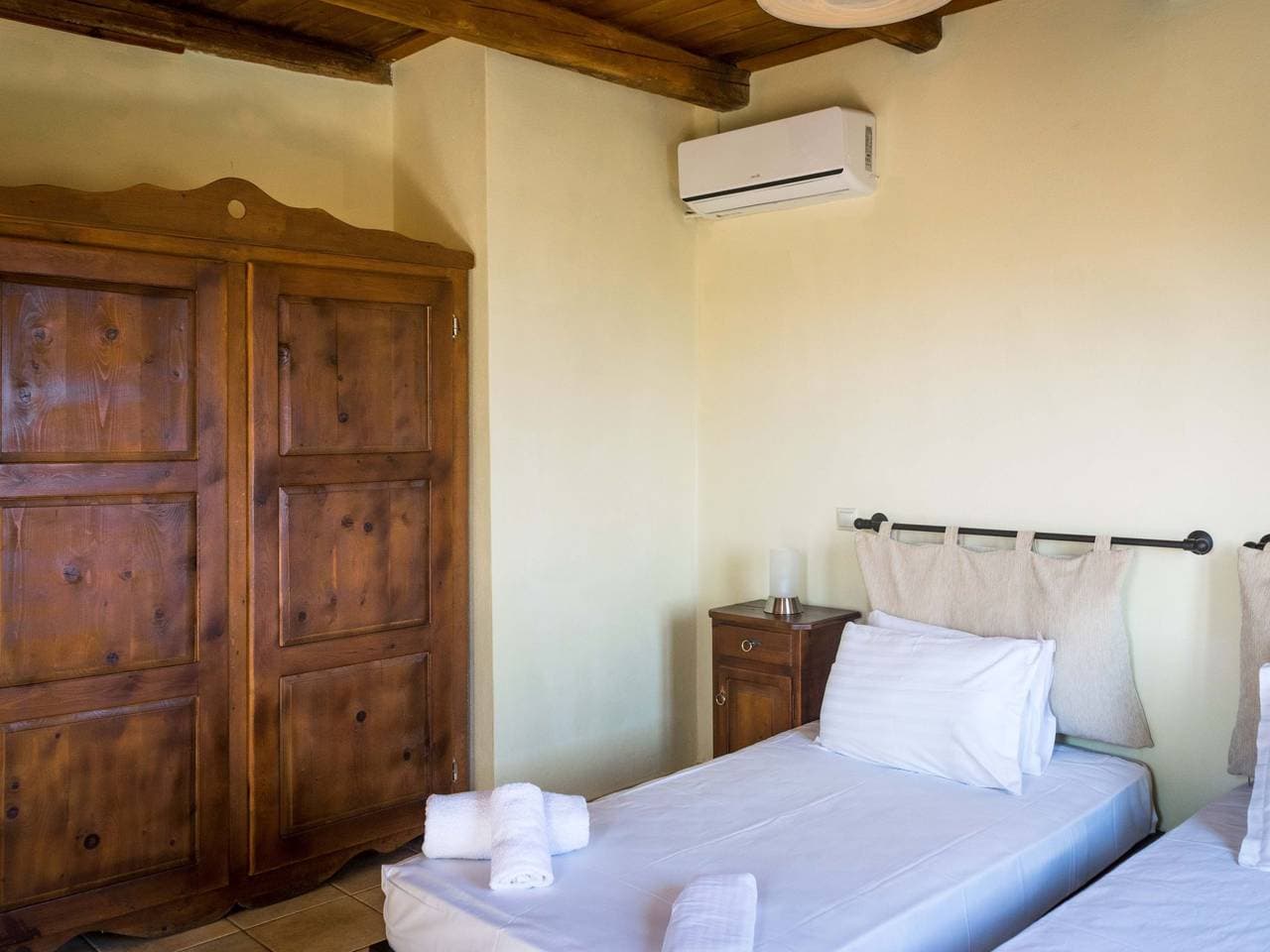 Foto 12 von 16: Niriides Villas_ Liagori_ 2-Schlafzimmer privater Pool
