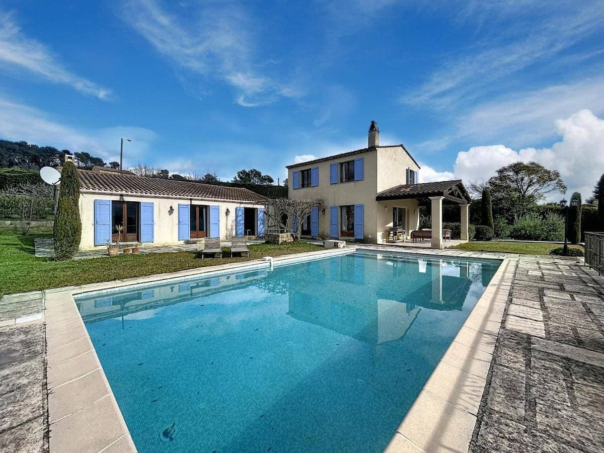 Villa San Peyre - private pool and large garden 1