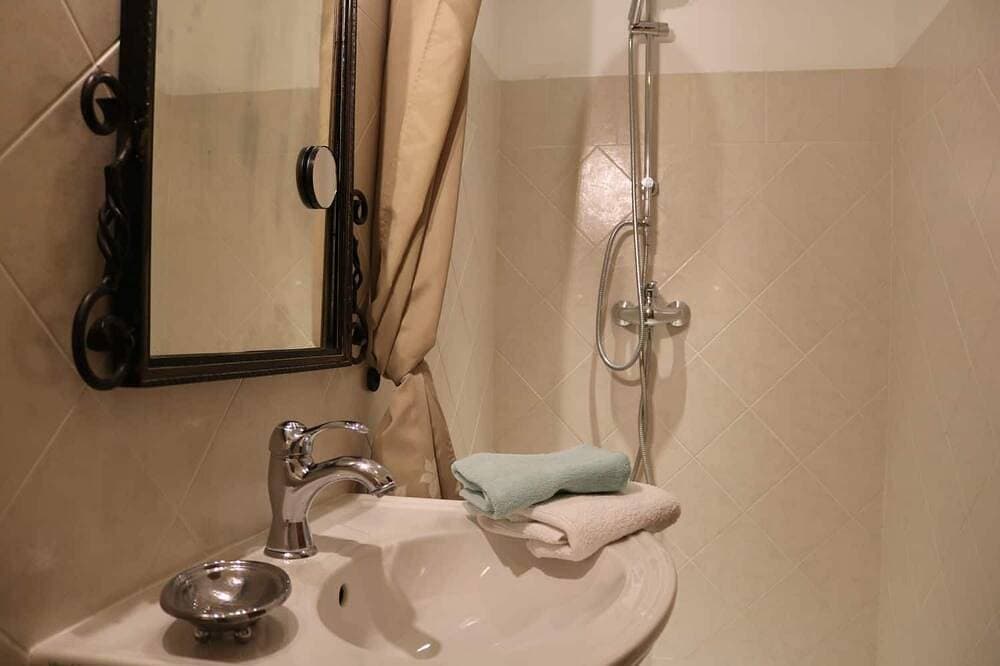 Foto 8 von 15: Wohnung, Luxus, 80m², beheizter Pool, Aussicht, Klimaanlage, WLAN, 6 Personen