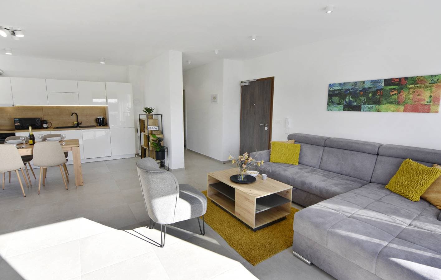 Foto 6 von 42: Moderne Wohnung in der Nähe von Kanegra Beach