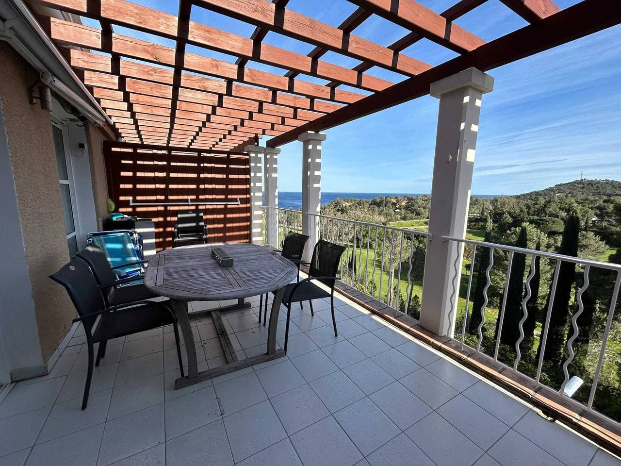 Familienapartment mit Meerblick in Agay - 40 m² + Pool 1