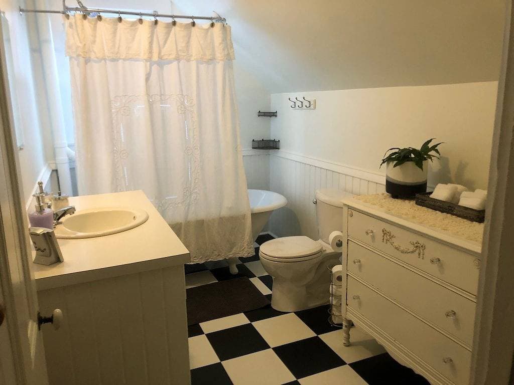 Foto 6 von 30: Heritage Home In The Heart Of Nelson