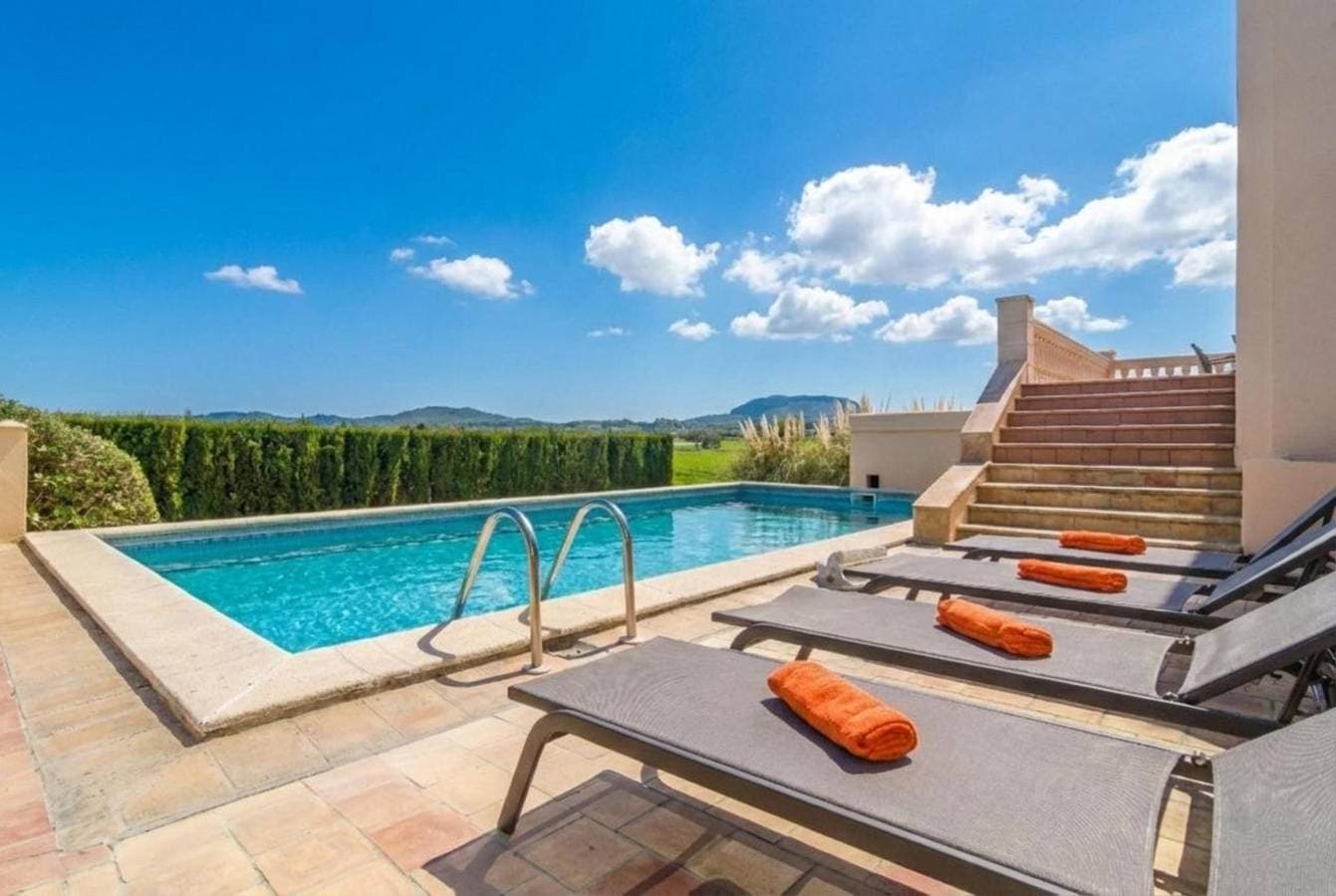 Foto 2 von 24: Sort Nova - Schöne Villa mit privatem Pool und kostenloses WLAN