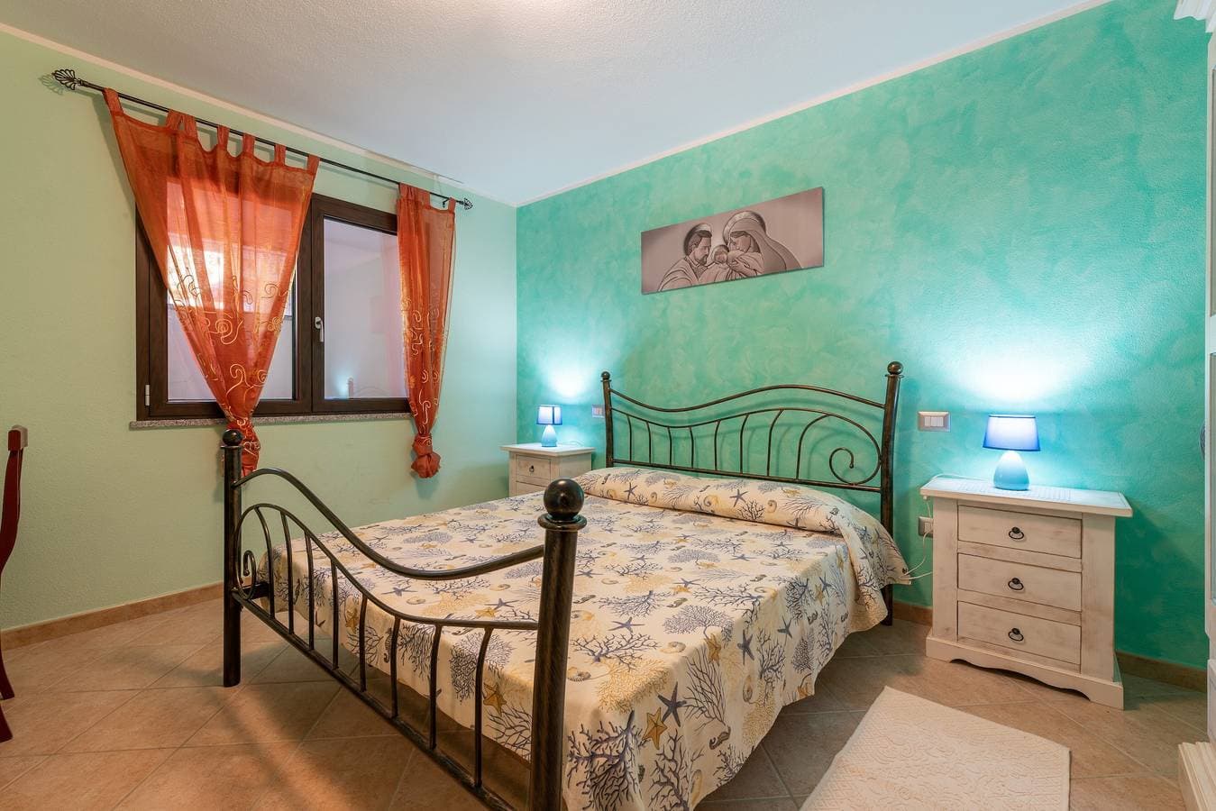 Foto 13 von 28: Ferienhaus 'Villetta Delfino ' mit Bergblick, privater Terrasse und eigenem Garten