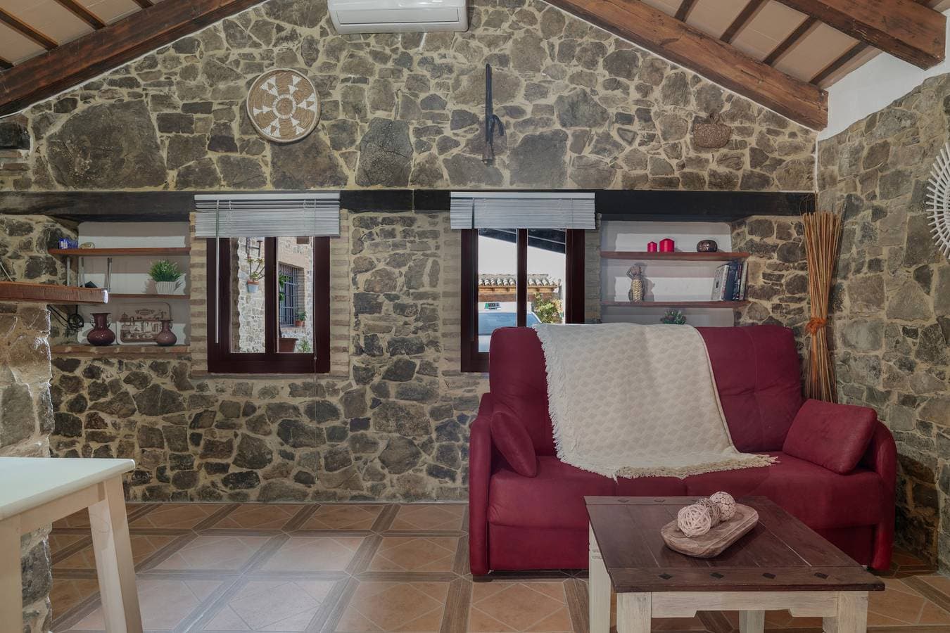 Foto 3 von 29: Ferienhaus 'Alfonso' mit Gemeinschaftspool, WLAN und Klimaanlage