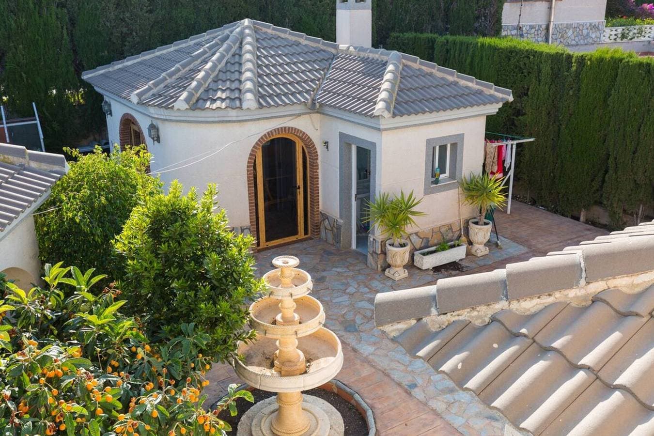 Foto 8 von 37: Villa für 12 Personen mit Terrasse