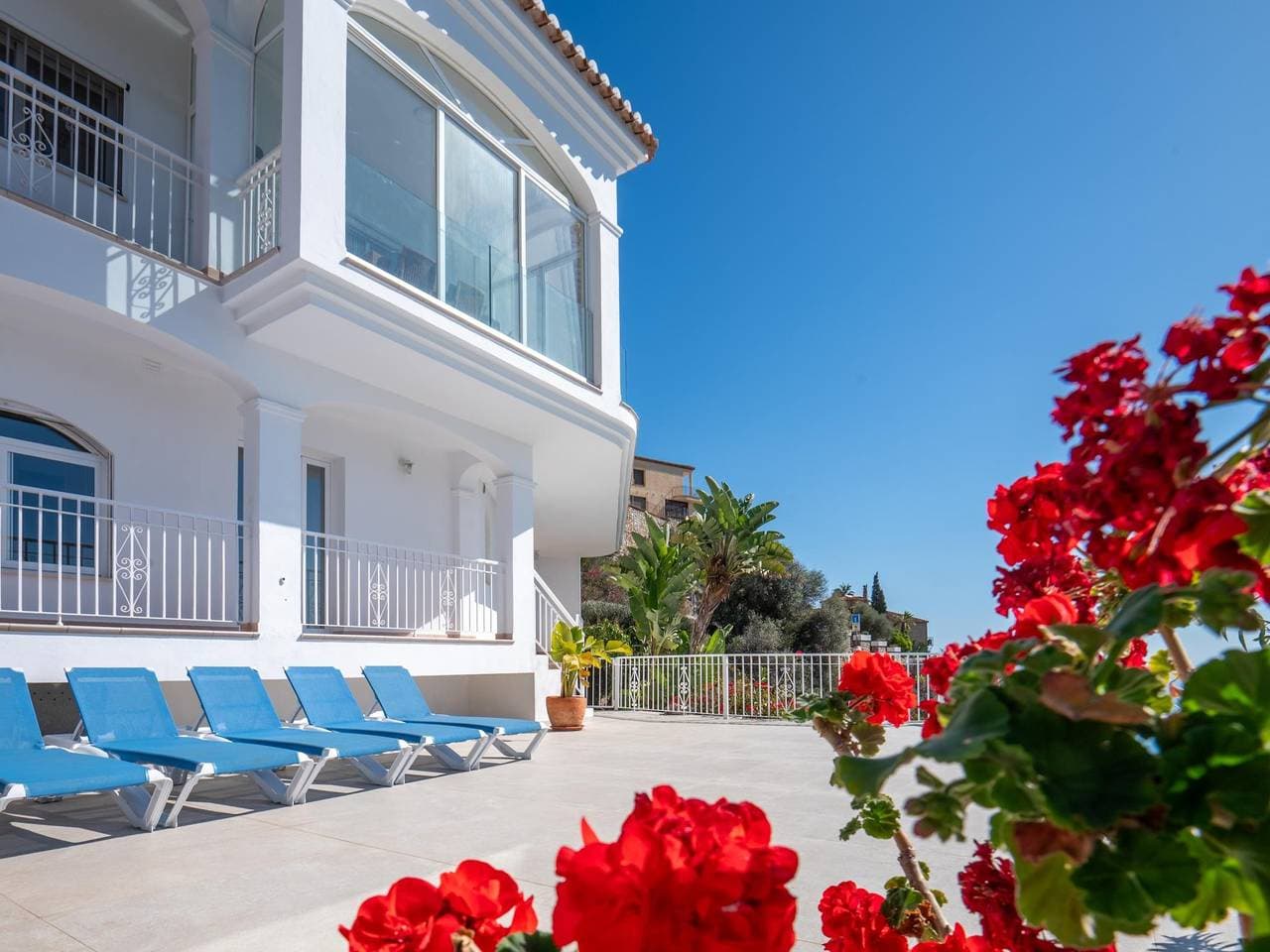 Foto 7 von 35: Luxusvilla mit Jacuzzi.
