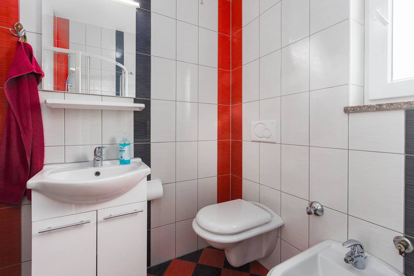 Foto 9 von 34: Villa Vita mit gemeinsamem und beheiztem Pool