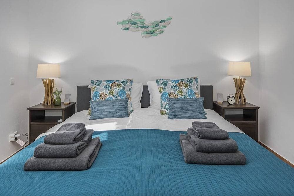 Foto 4 von 30: Stunning Countryside Villa w Private Garden & Pool