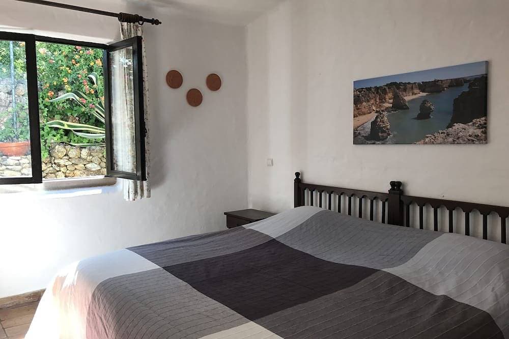 Foto 2 von 30: Ruhiges Ferienhaus in fantastischer Lage mit beheizbarem privaten Pool  Wifi 500