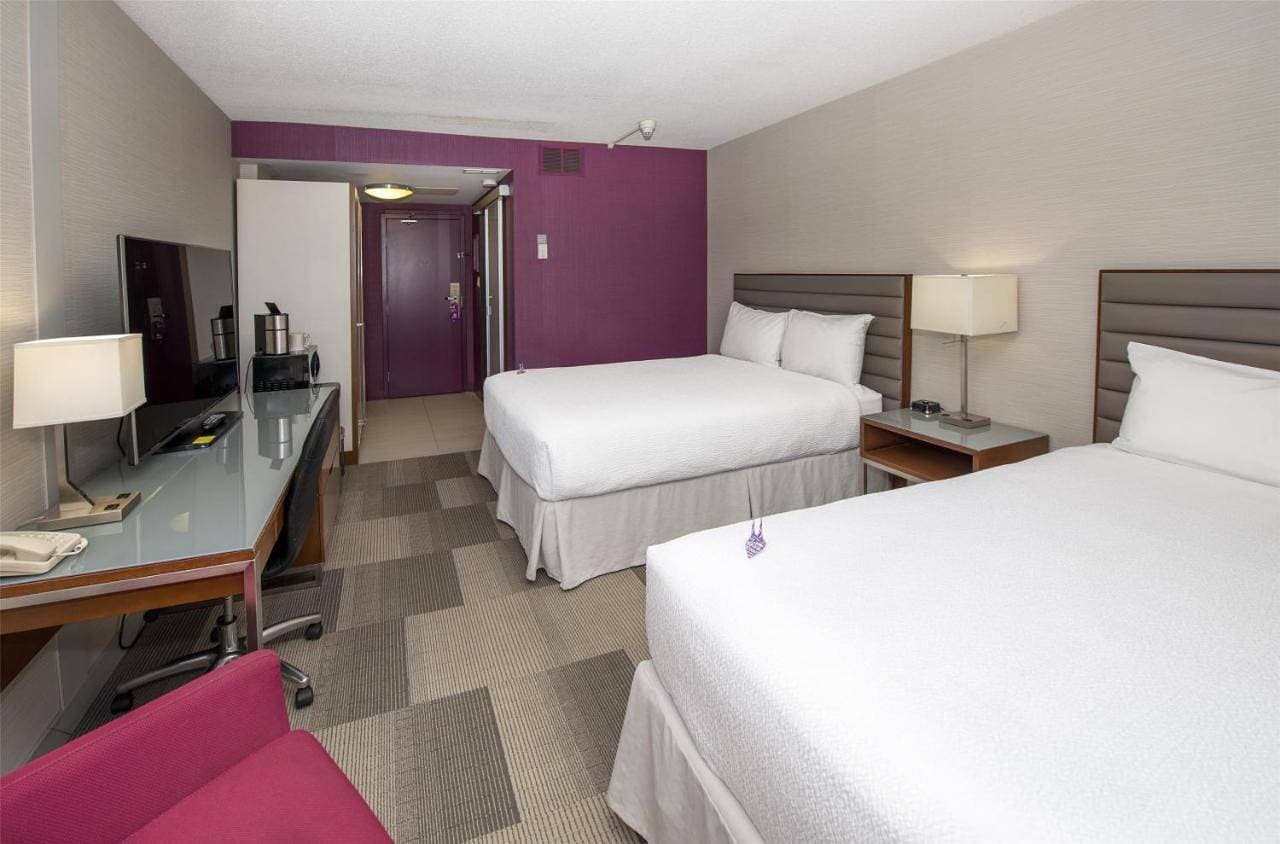 Foto 8 von 11: Coast Prince George Hotel by Apa