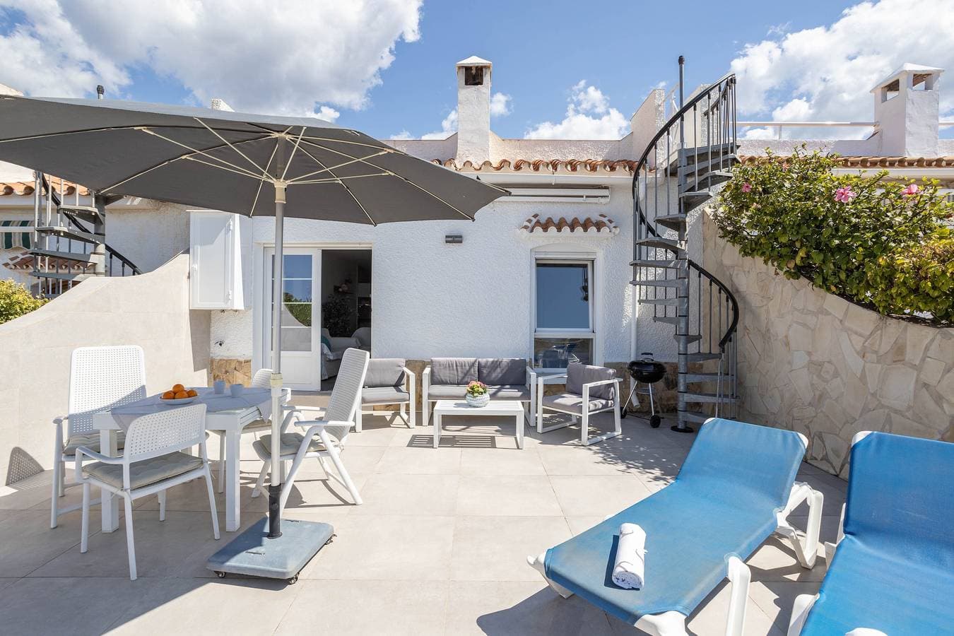 Foto 8 von 28: 'Wunderschönes Haus direkt am Meer' mit Meerblick, Garten und WLAN