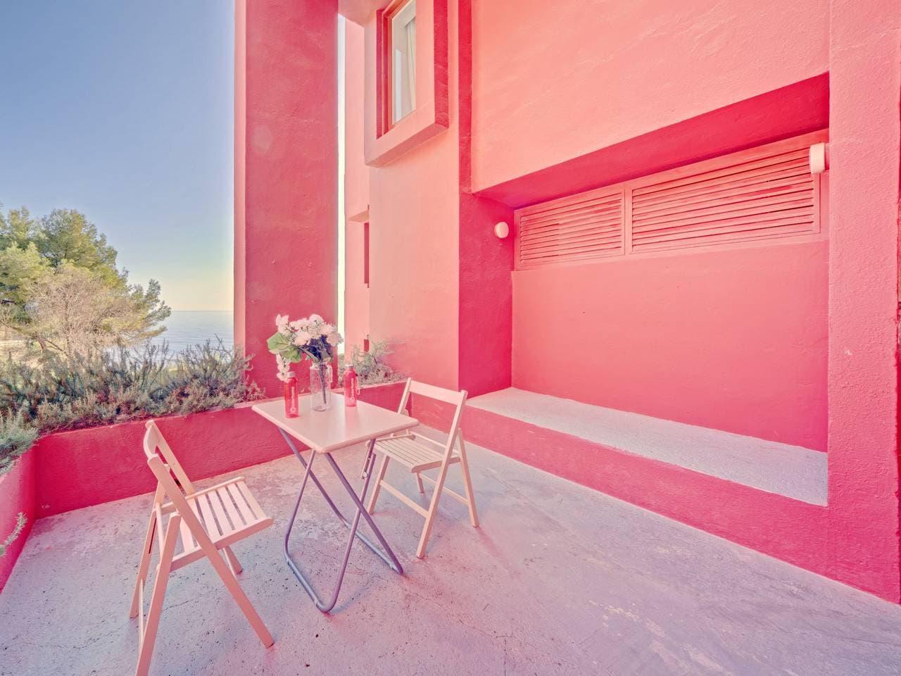Foto 11 von 24: Muralla Roja