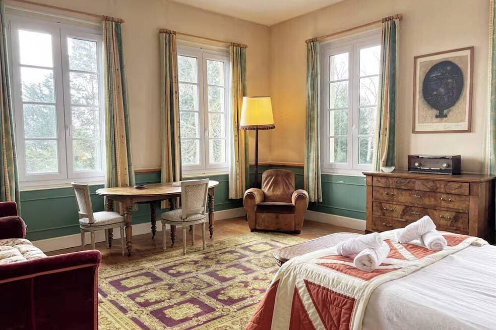 Foto 4 von 30: Le Château de Chambois ✦ Confidential ✦ Families ✦ Seminars
