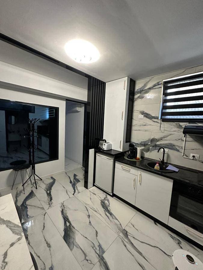 Foto 4 von 23: One-Bedroom Apartment