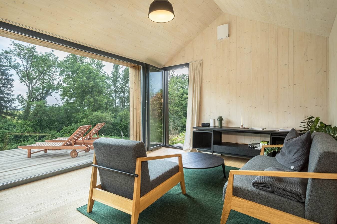 Foto 3 von 25: Ferienhaus 'Lachen' mit privater Terrasse, privatem Garten und Wi-Fi