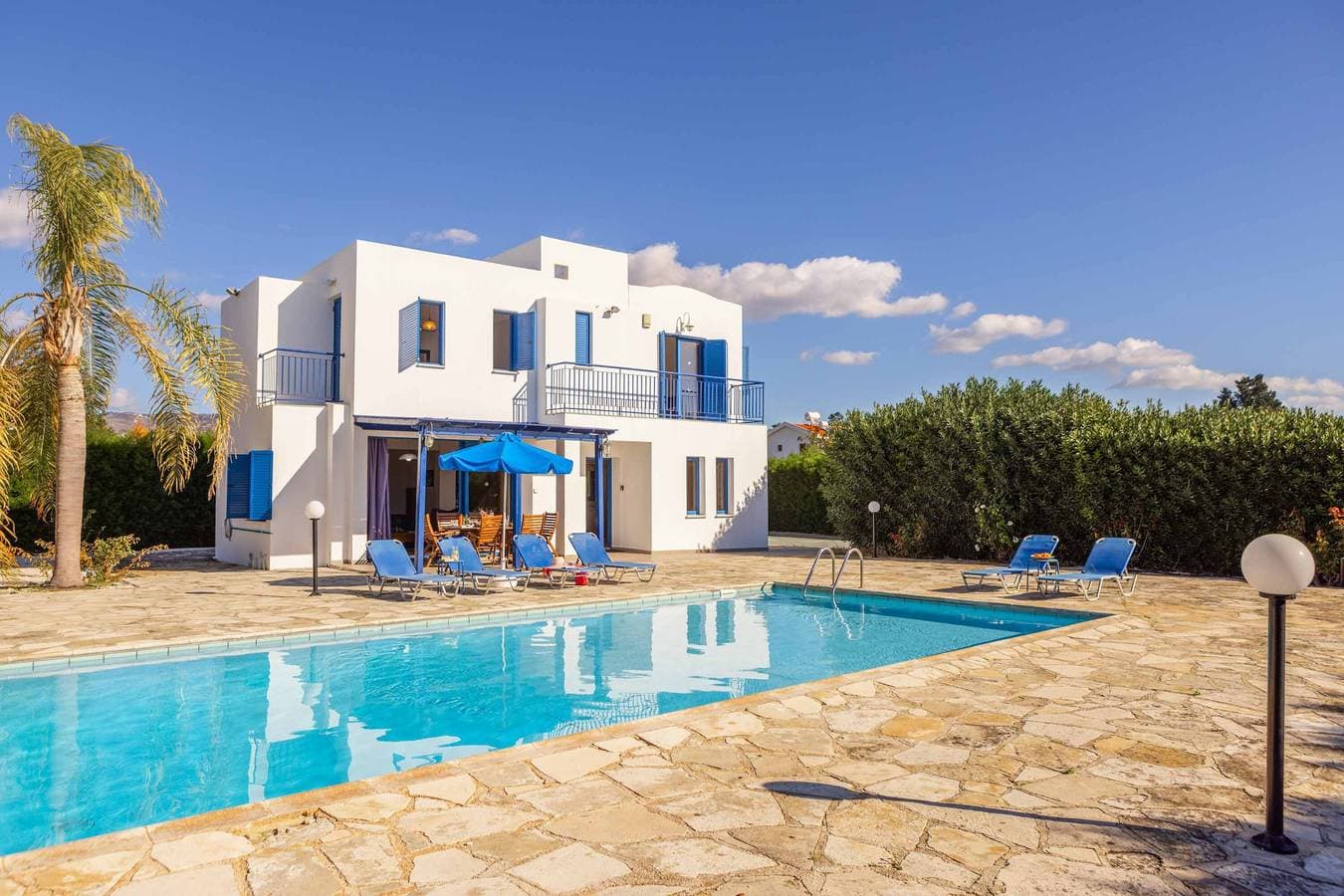 Foto 10 von 34: Villa für 6 Personen mit Balkon