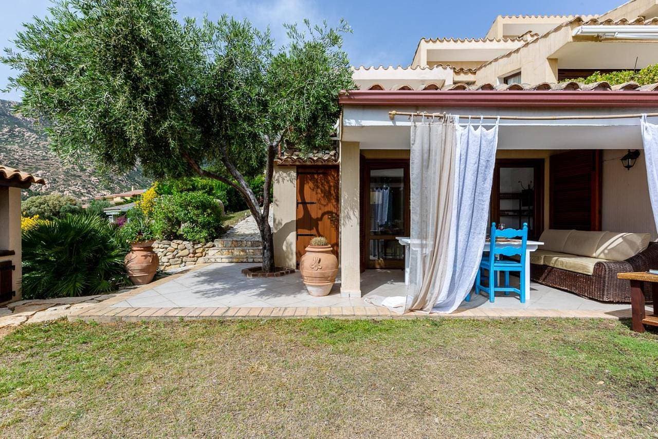Foto 4 von 33: Three-Bedroom House
