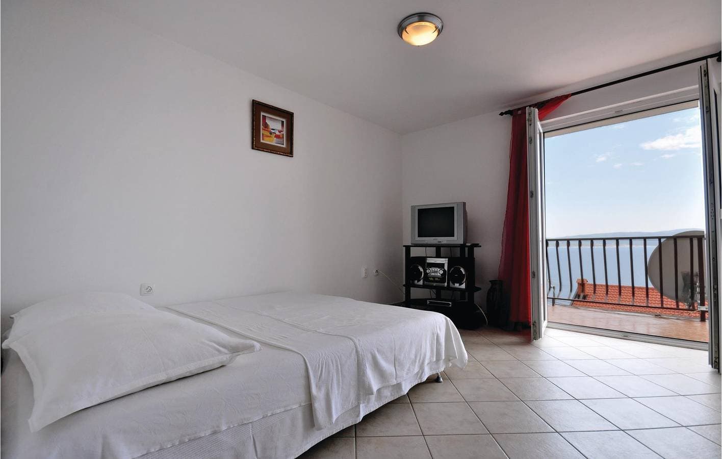 Foto 2 von 22: Gemütliche Wohnung mit Terrasse, WLAN und Parkplatz, 1,5 km vom Strand entfernt