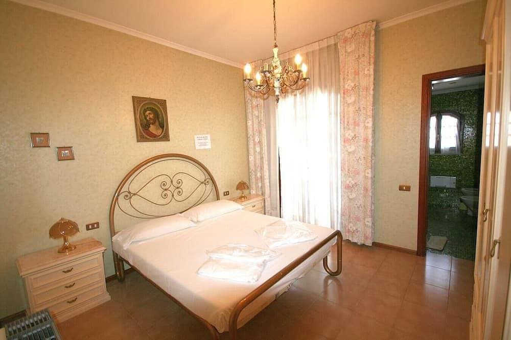 Foto 6 von 21: Villa Trapezio with private pool and tennis court