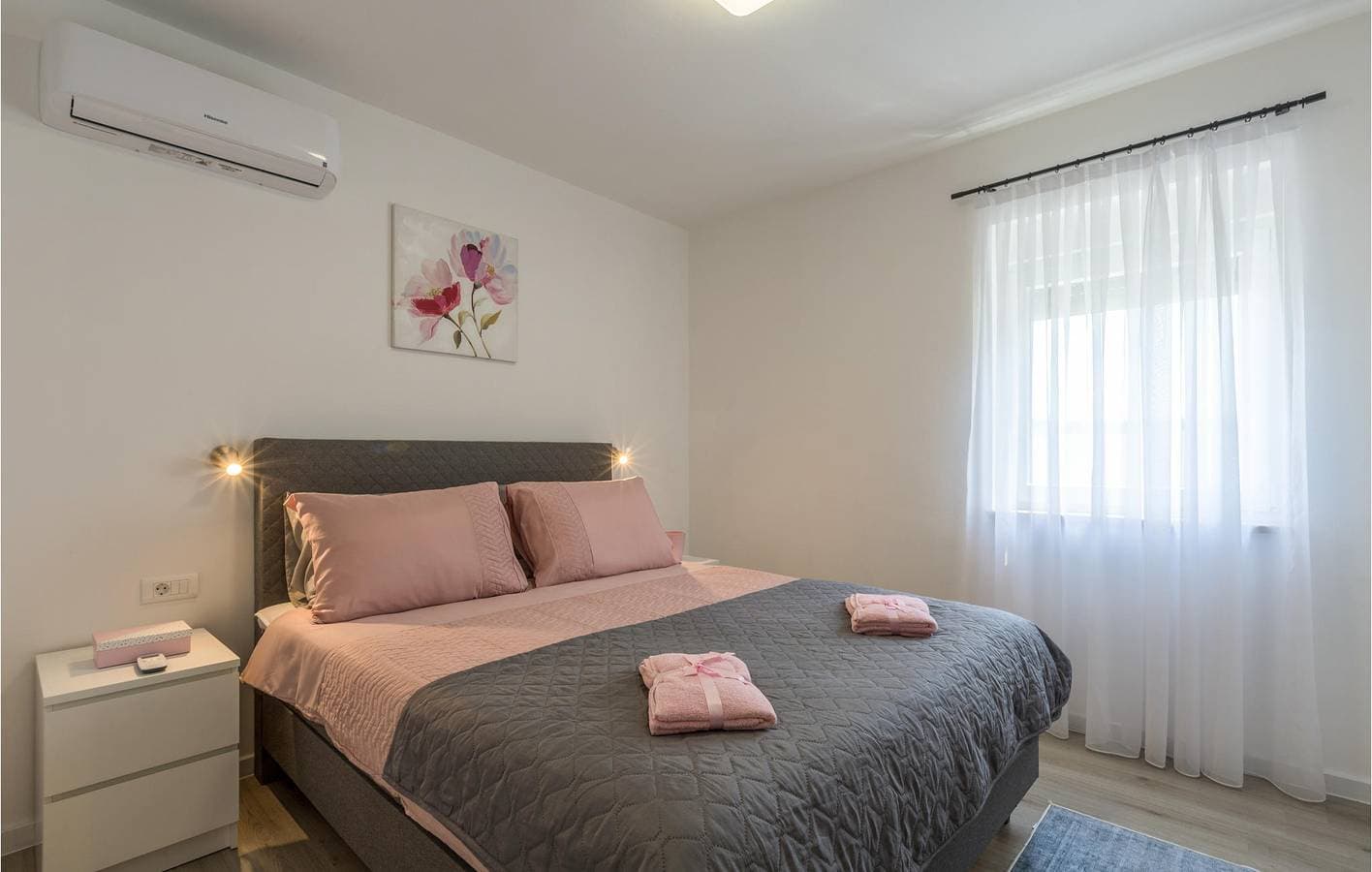 Foto 9 von 33: Reizende 2-Zimmer-Wohnung mit Pool in der Nähe des Stadtzentrums von Galizana