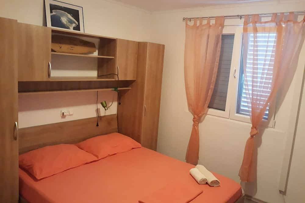 Foto 2 von 11: Apartment mit zwei Schlafzimmern in der Nähe des Strandes von Limuni