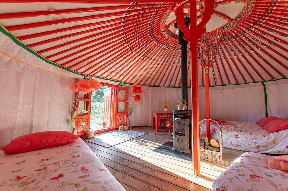 Foto 6 von 30: Ferienhaus 'Yourte Bulle De Sainte-Baume' mit WLAN