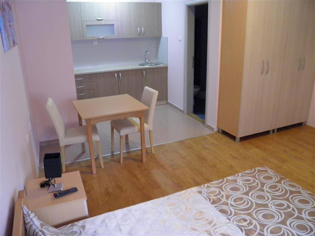 Foto 3 von 9: Double Room with Balcony