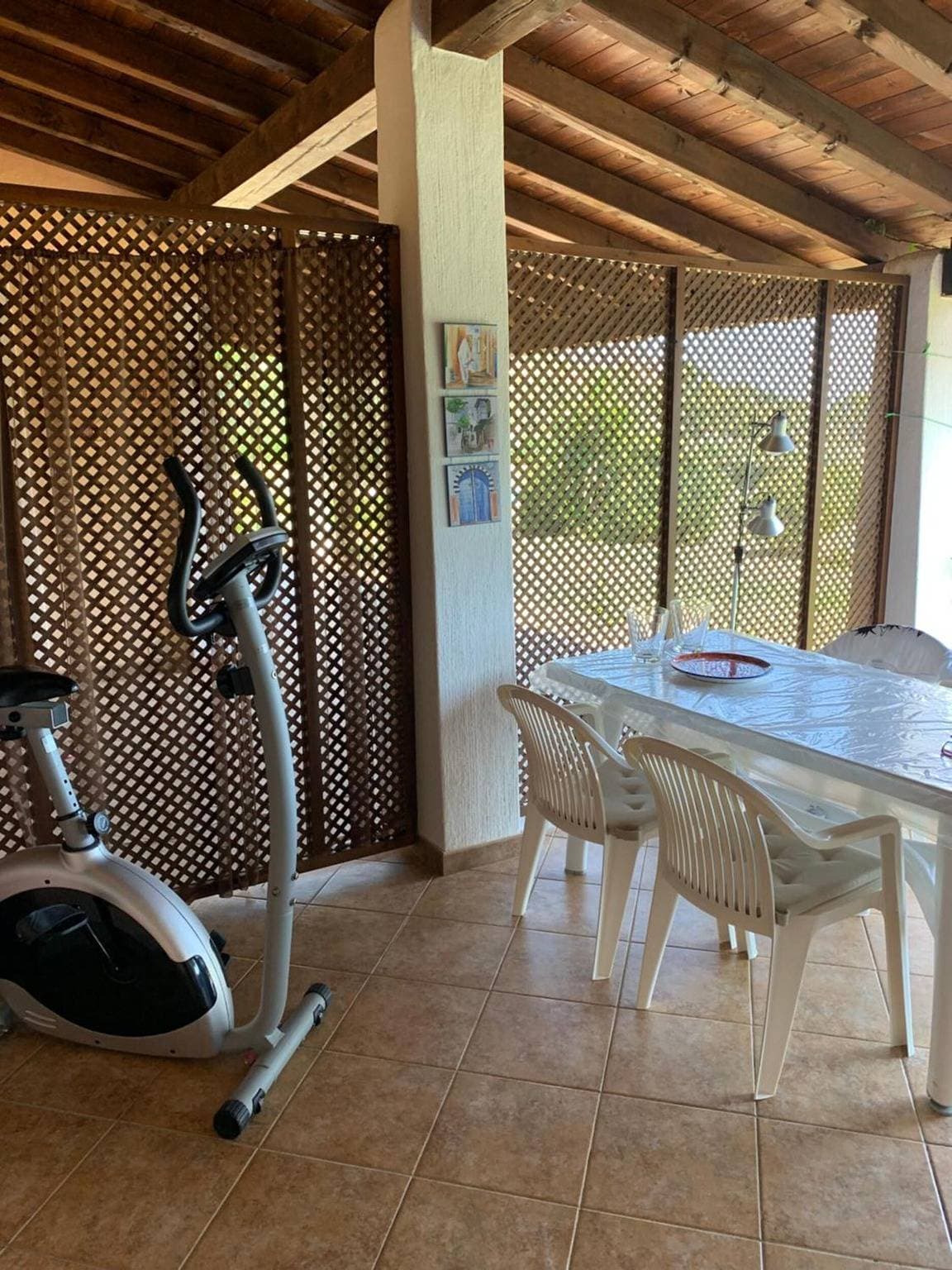 Foto 8 von 33: Villino Empatja: Smaragdgrünes Meer direkt vor der Tür