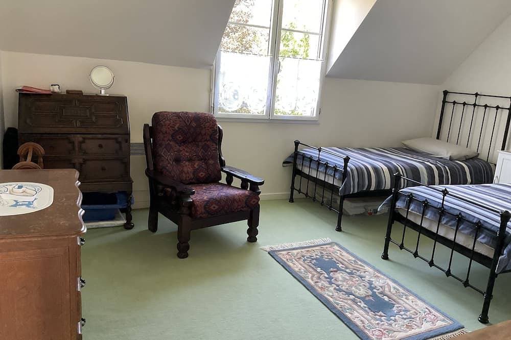 Foto 5 von 26: Pretty cottage with super fast Wifi , walk to restaurants/harbour/shops