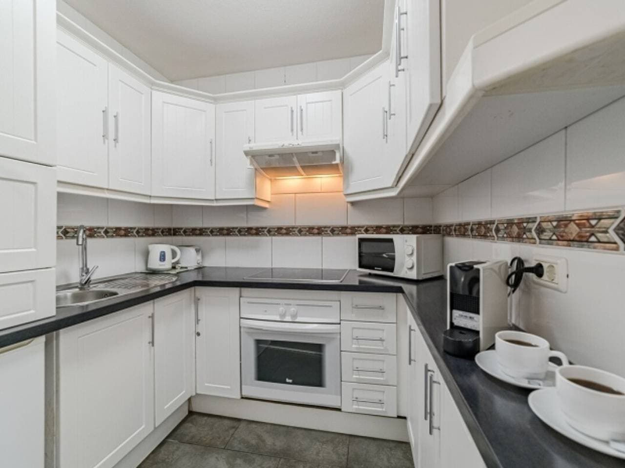 Foto 4 von 24: Modernes Studio in Costa Adeje mit großer Terrasse