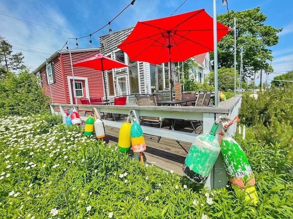 Foto 10 von 28: Open Hearth Inn Cottage 8 - 10 min to Acadia!