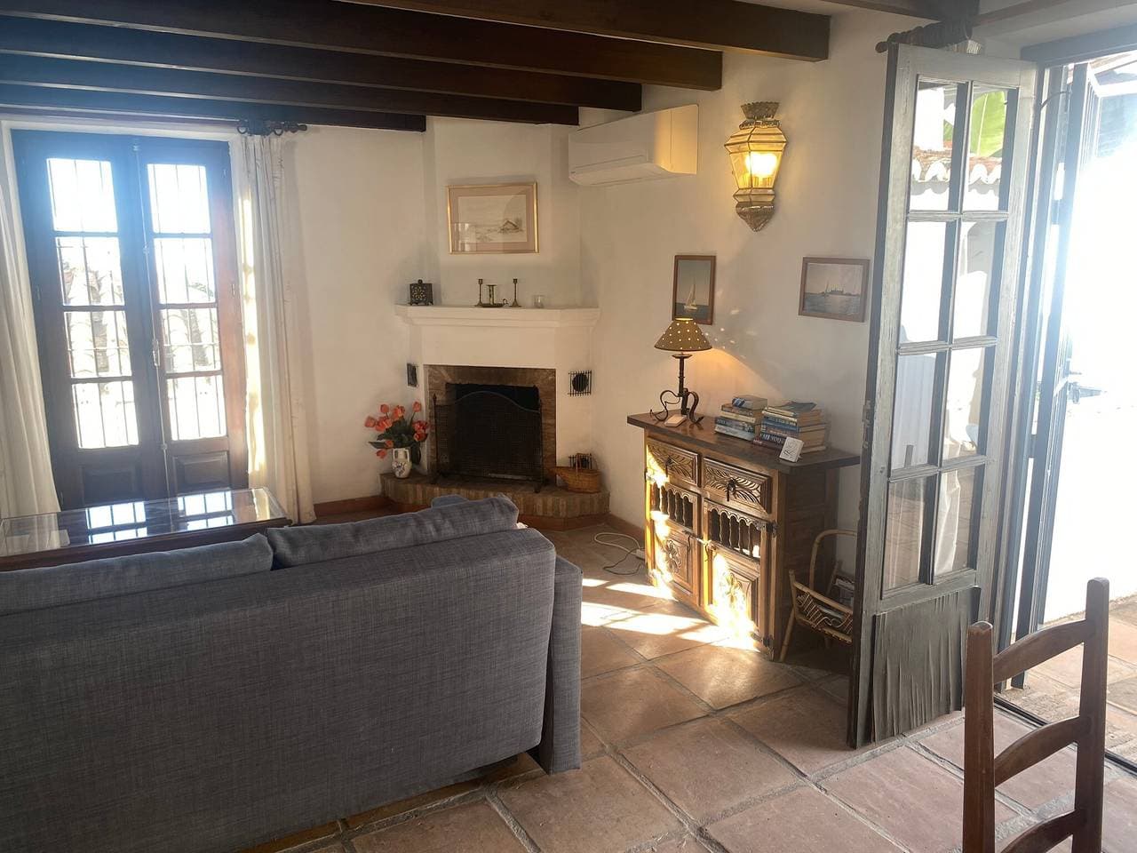 Foto 4 von 18: Apartment 'Paradise In Mijas Pueblo' mit Meerblick, Gemeinschaftspool und Klimaanlage