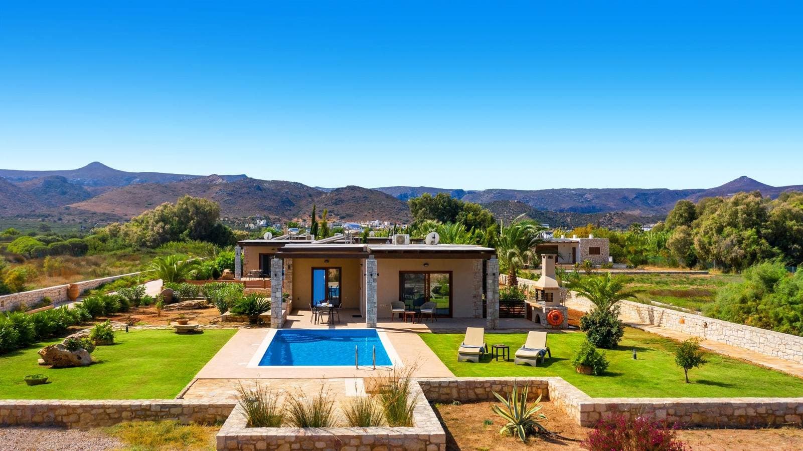 Villa 1