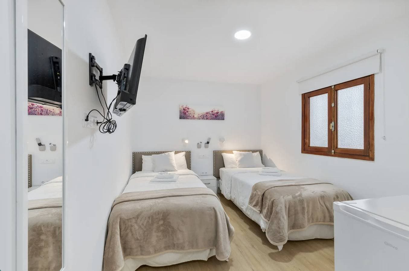 Foto 2 von 18: Texeda Room Suites 7