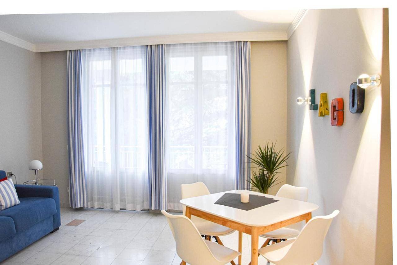 Foto 5 von 44: Apartment with Lake View