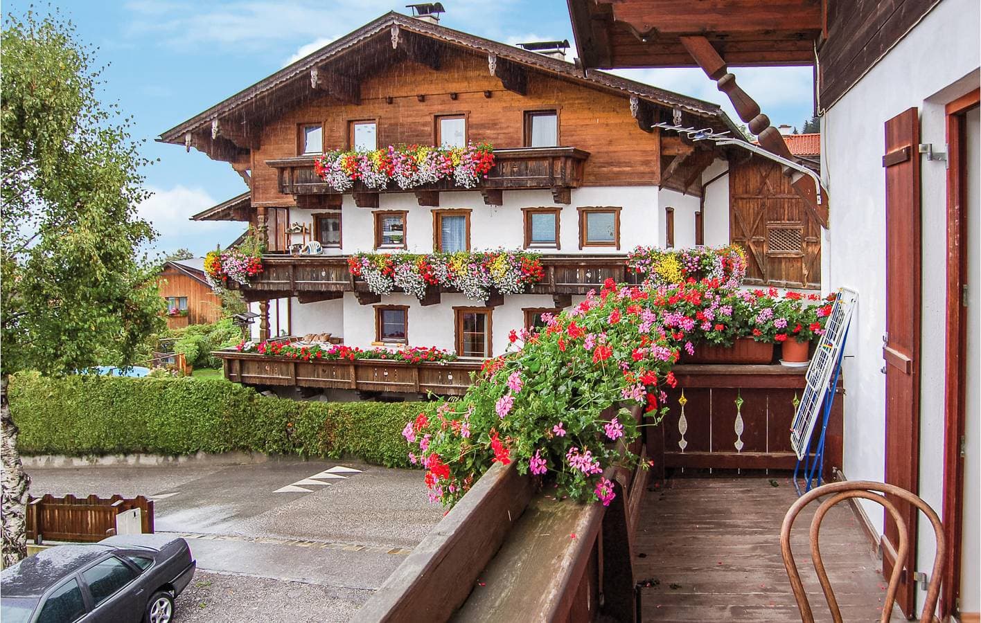 Foto 2 von 16: Wohnung mit Bergblick, Parkplatz und Terrasse