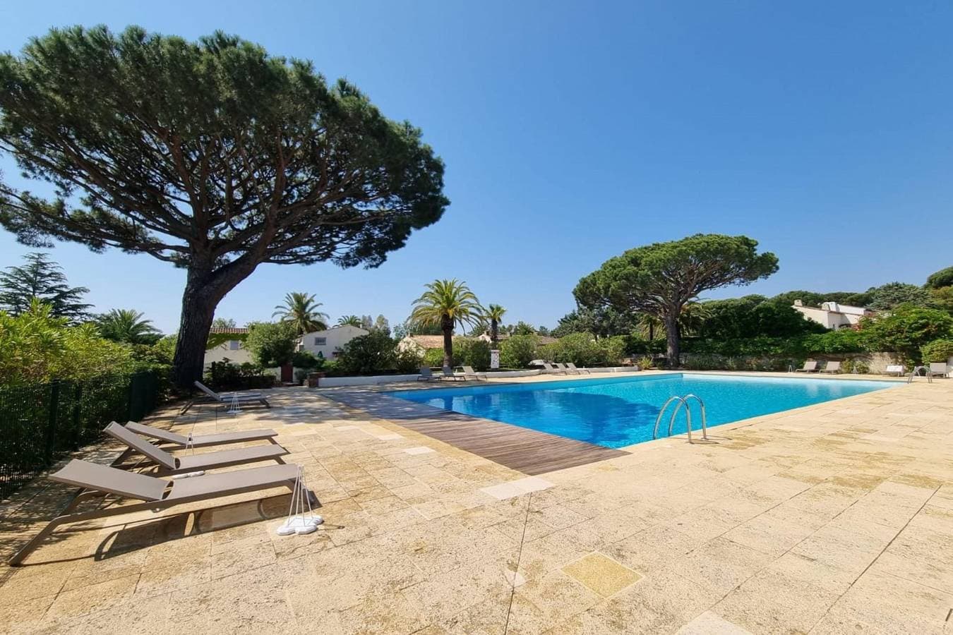 Foto 10 von 27: Studio Pinet - Near St Tropez - Pool