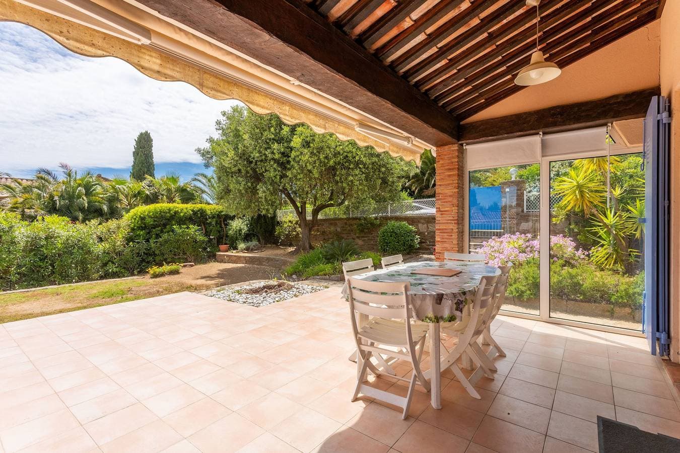 Foto 2 von 43: La Maison de Valérie – Provenzalisches Haus mit Studio, 1 km vom Strand, für 6 Personen